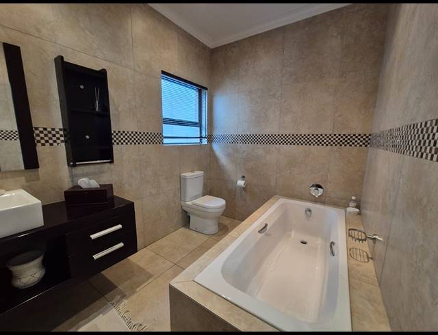4 BEDROOM HOUSE FOR SALE IN VAALVIEW